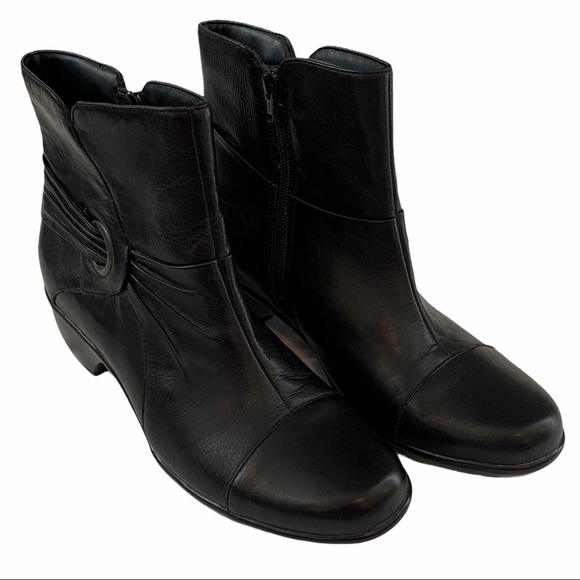 CLARKS Boots Womens Short style Zipper Heeled Black Size 10 Medium - Picture 1 of 8
